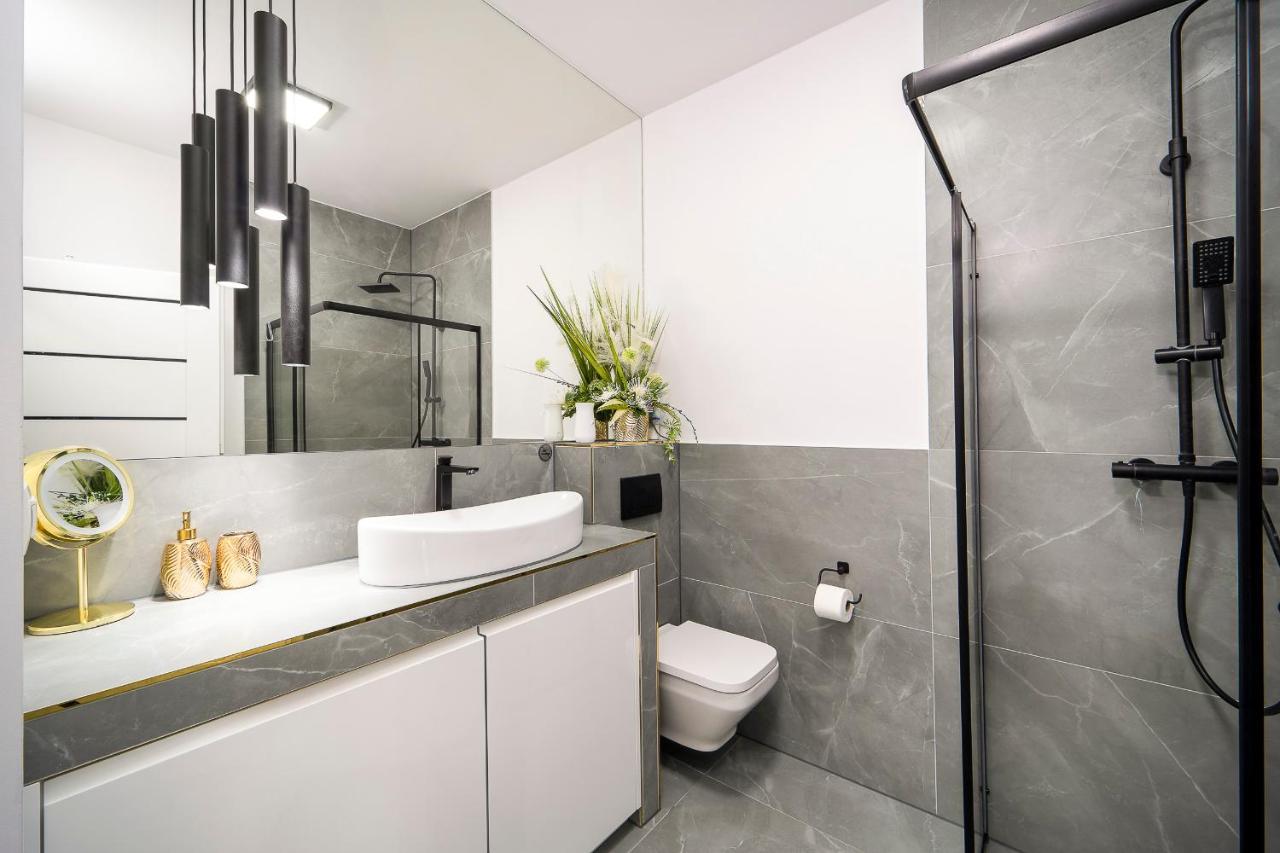 In&Cognito Apartament Ζιελόνα Γκόρα Εξωτερικό φωτογραφία